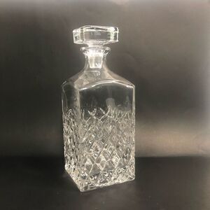 mid century decanter heavy glass hatch diamond pattern square lid 9.5 inches